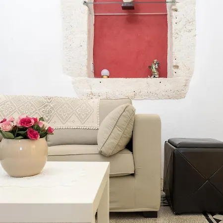 Mindelly By Comper With Terrace & Netflix Ostuni